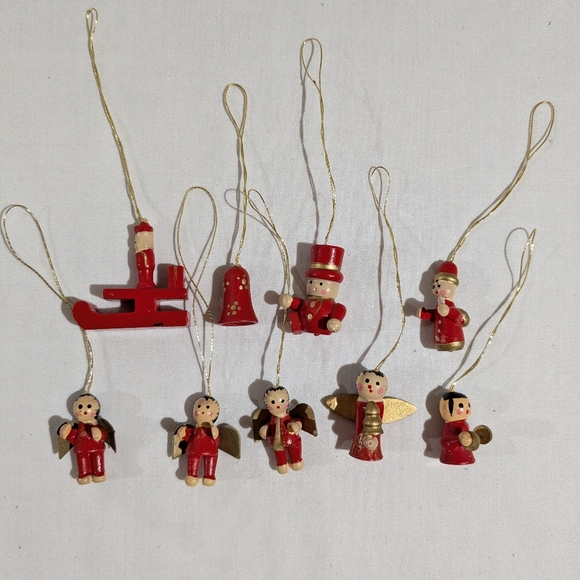 25 Wooden Miniature Christmas tree ornaments Christmas Themed - Picture 3 of 7